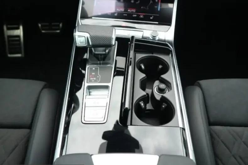 Audi RS6 din 2025 cu 8.501 km - oferta AUD238366 - foto 22