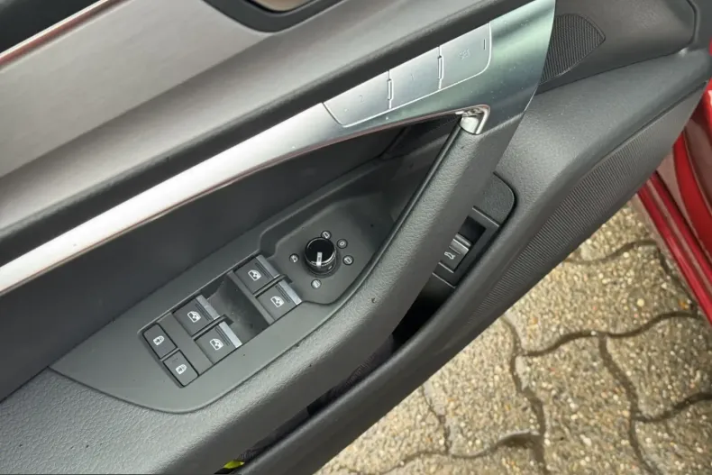 Audi S6 din 2025 cu 11.754 km - oferta AUD238370 - foto 7