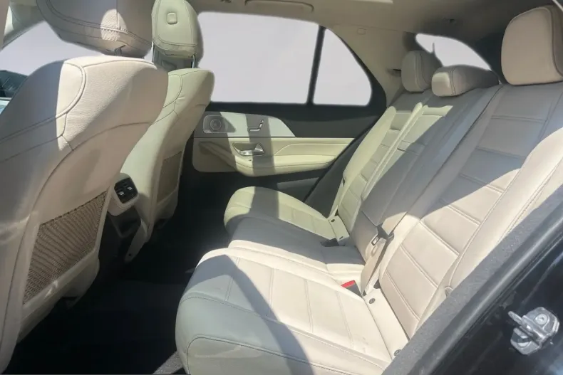 Mercedes-Benz GLE 400 (Clasa GLE) din 2021 cu 139.227 km - oferta MER238372 - foto 12
