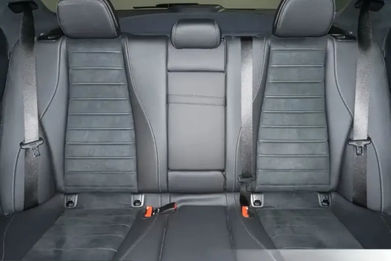 Mercedes-Benz GLE 350 (Clasa GLE) din 2025 cu 26.980 km - oferta MER238382 - foto 5