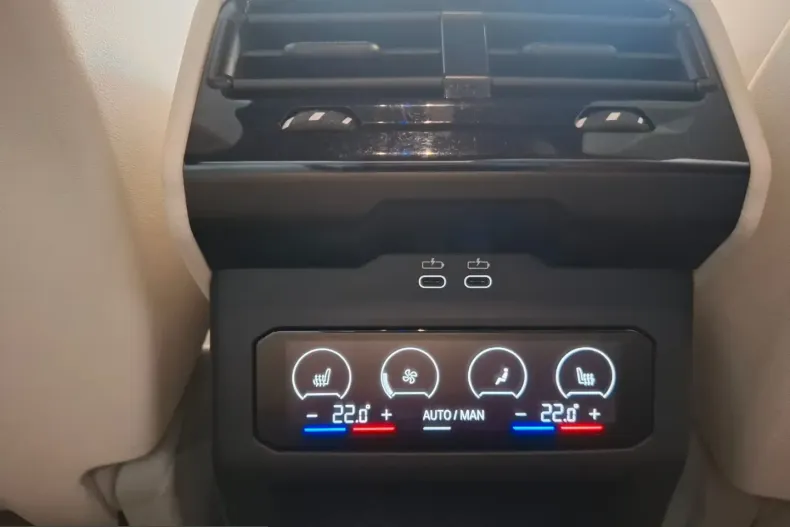 BMW 520 (Seria 5) din 2023 cu 59.230 km - oferta BMW238387 - foto 26