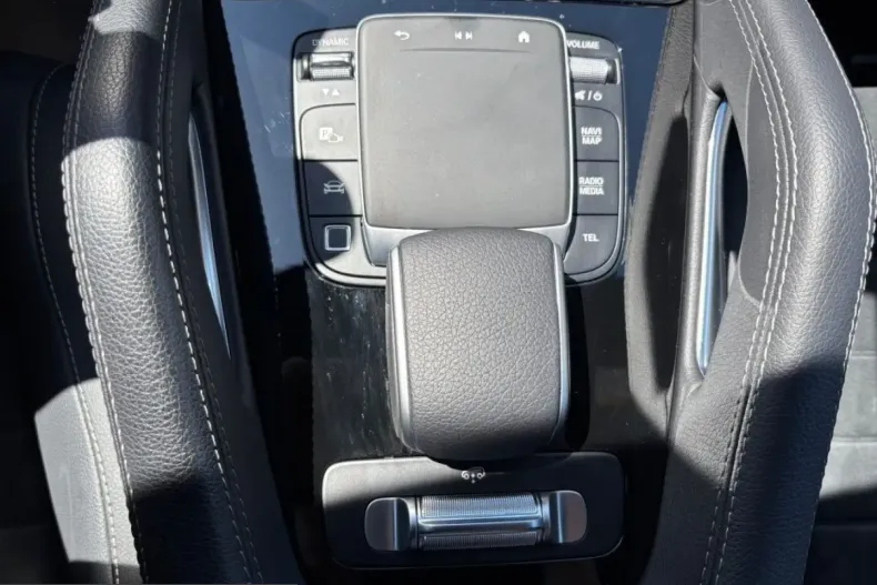 Mercedes-Benz GLE 300 (Clasa GLE) din 2025 cu 23.975 km - oferta MER238388 - foto 22