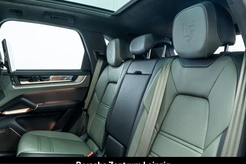 Porsche Cayenne din 2025 cu 6.918 km - oferta POR238390 - foto 18