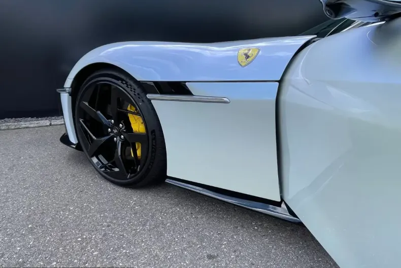 Ferrari 12Cilindri din 2025 cu 190 km - oferta FER238391 - foto 6