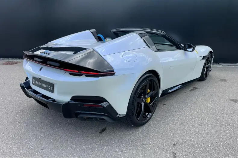 Ferrari 12Cilindri din 2025 cu 190 km - oferta FER238391 - foto 12