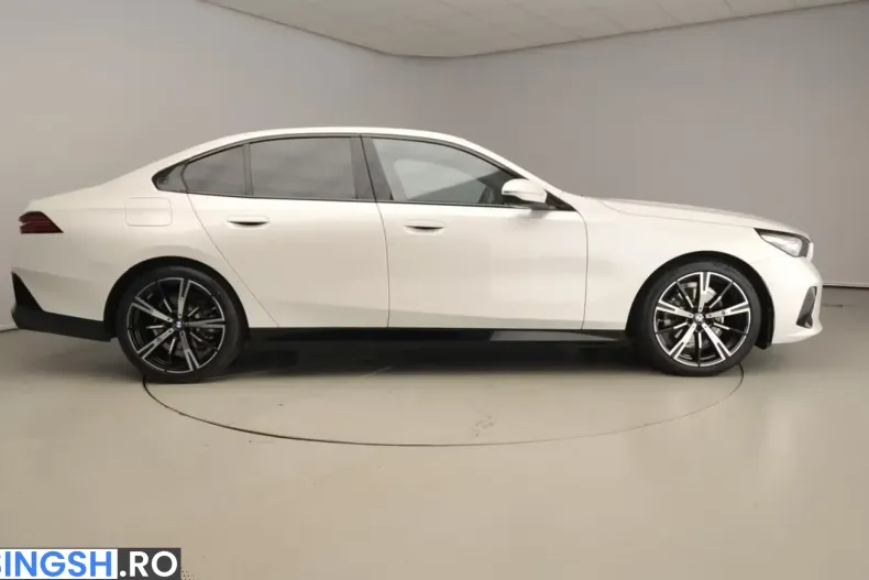 BMW 520 (Seria 5) din 2025 cu 26.000 km - oferta BMW238401 - foto 2