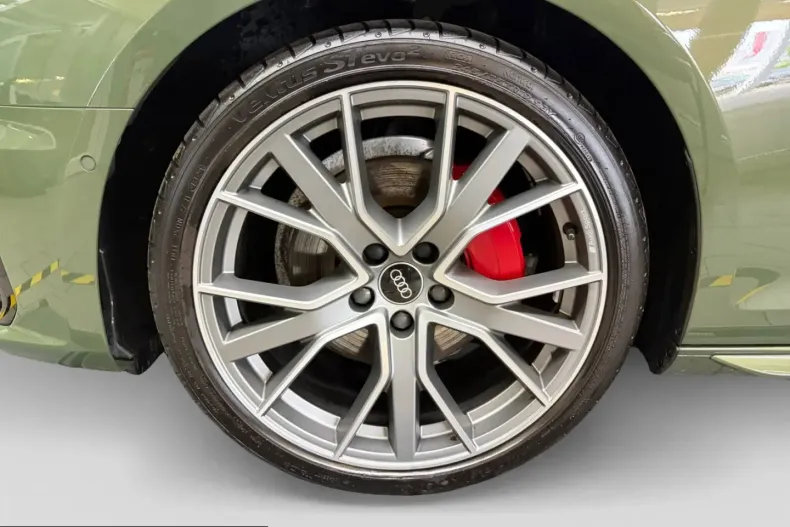 Audi A4 din 2024 cu 18.400 km - oferta AUD238405 - foto 3