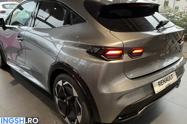 Renault Clio din 2025 cu 8.900 km - oferta REN238407 - foto 4