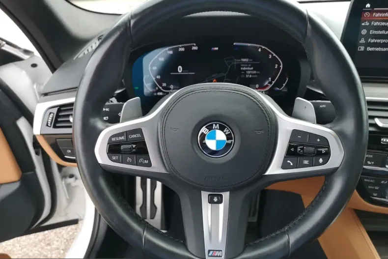 BMW 520 (Seria 5) din 2023 cu 70.955 km - oferta BMW238410 - foto 11