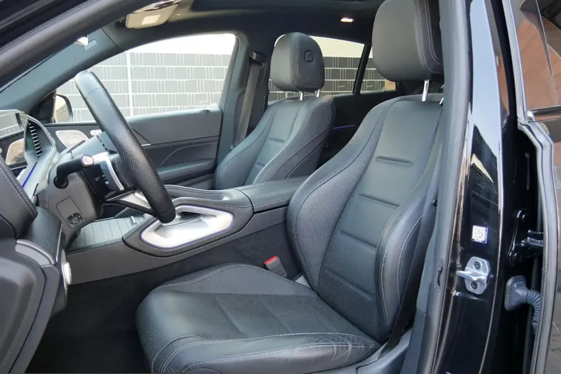 Mercedes-Benz GLE 400 (Clasa GLE) din 2024 cu 44.900 km - oferta MER238411 - foto 13