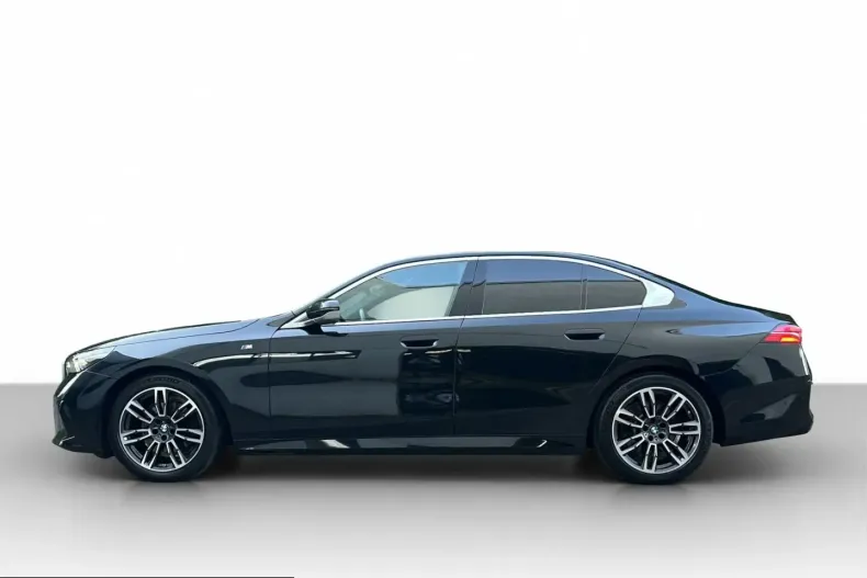 BMW 520 (Seria 5) din 2024 cu 53.750 km - oferta BMW238424 - foto 1