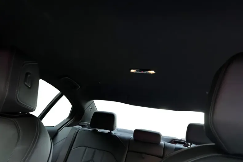 BMW 520 (Seria 5) din 2024 cu 53.750 km - oferta BMW238424 - foto 12