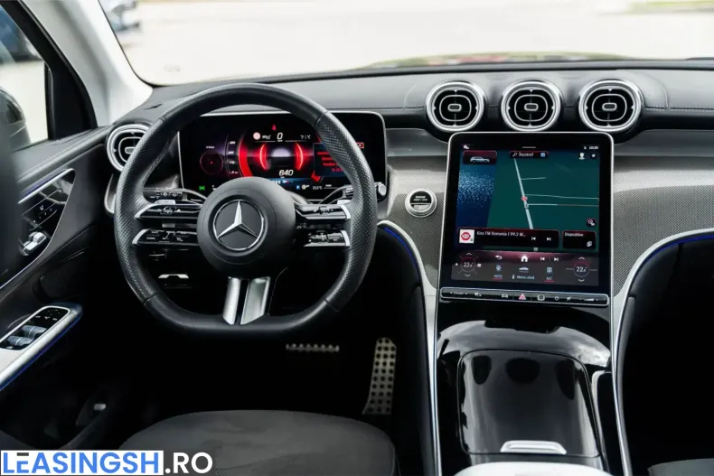 Mercedes-Benz GLC 200 (Clasa GLC) din 2024 cu 29.077 km - oferta MER238434 - foto 16