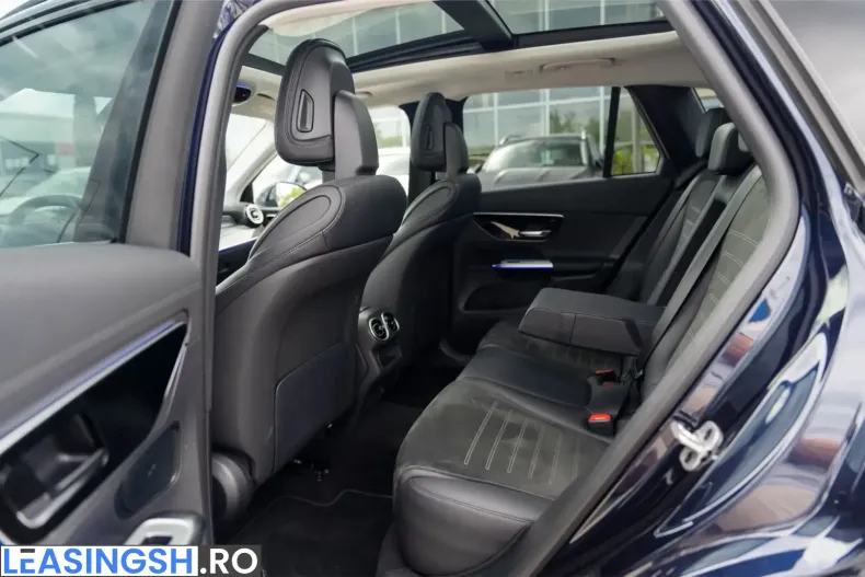 Mercedes-Benz GLC 200 (Clasa GLC) din 2024 cu 29.077 km - oferta MER238434 - foto 19