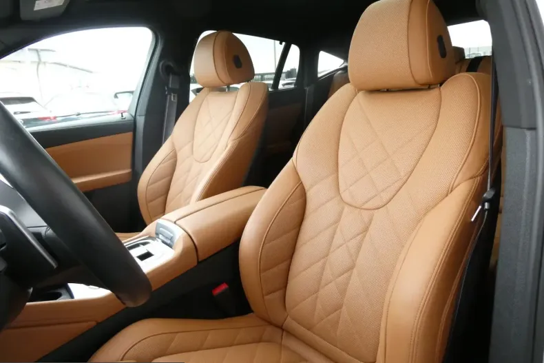 BMW X6 (Seria X) din 2024 cu 43.247 km - oferta BMW238438 - foto 10