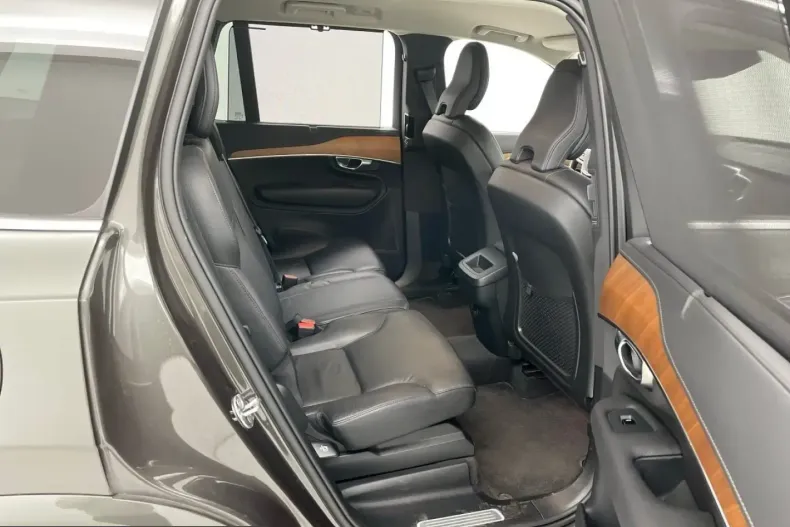 Volvo XC90 din 2022 cu 87.034 km - oferta VOL238445 - foto 7