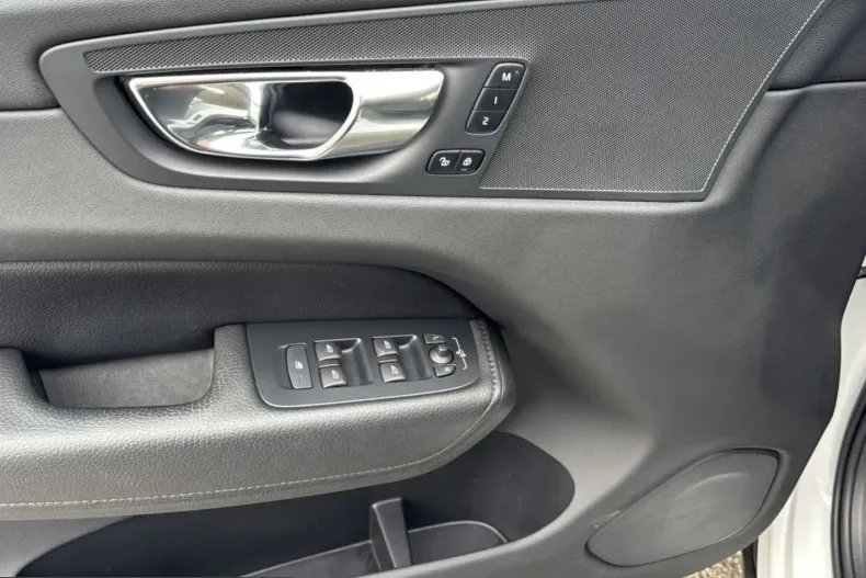 Volvo XC60 din 2021 cu 80.000 km - oferta VOL238450 - foto 8