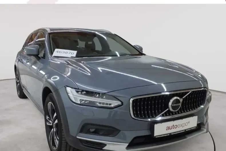 Volvo V90 Cross Country din 2021 cu 68.312 km - oferta VOL238455 - foto 1