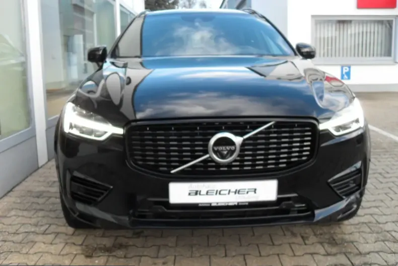 Volvo XC60 din 2021 cu 76.635 km - oferta VOL238459 - foto 1