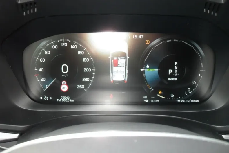 Volvo XC60 din 2021 cu 76.635 km - oferta VOL238459 - foto 20