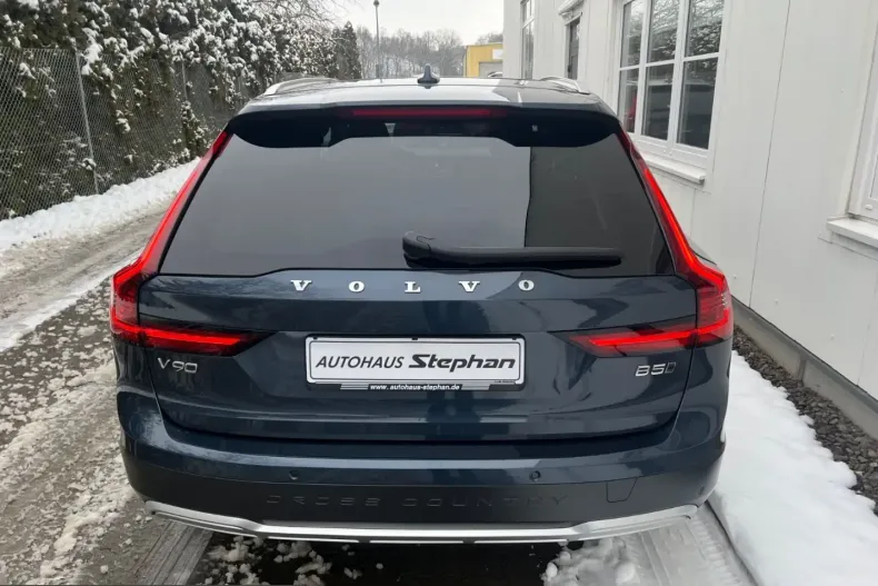 Volvo V90 Cross Country din 2024 cu 18.050 km - oferta VOL238461 - foto 5