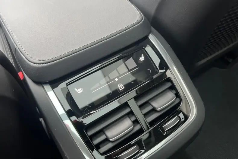 Volvo V90 Cross Country din 2024 cu 18.050 km - oferta VOL238461 - foto 14