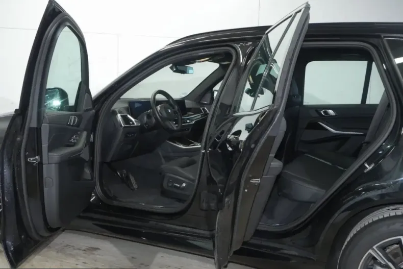 BMW X5 (Seria X) din 2024 cu 13.797 km - oferta BMW238462 - foto 5