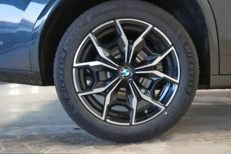 BMW X4 (Seria X) din 2025 cu 9.651 km - oferta BMW238467 - foto 7