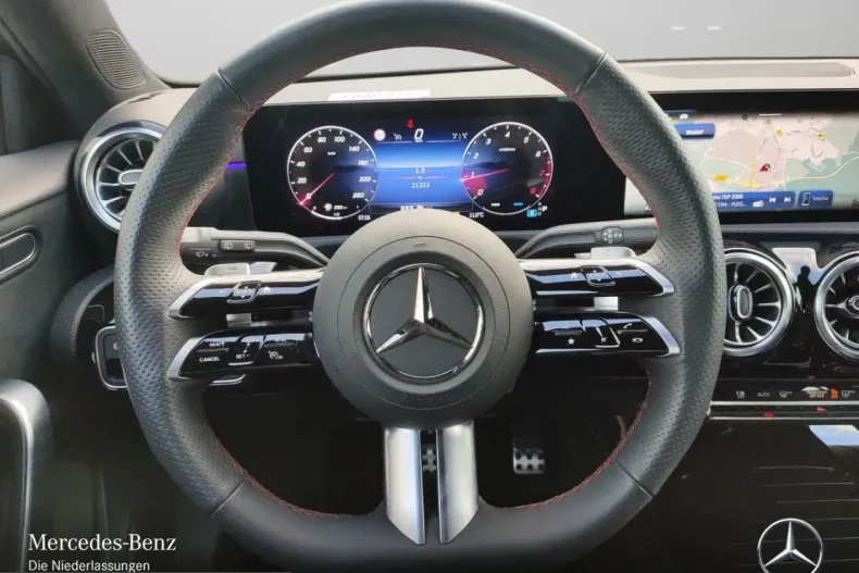 Mercedes-Benz A 180 (Clasa A) din 2025 cu 21.317 km - oferta MER238487 - foto 11