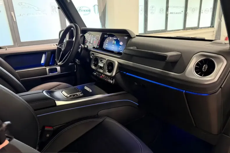 Mercedes-Benz G 450 (Clasa G) din 2026 cu 51 km - oferta MER238497 - foto 15