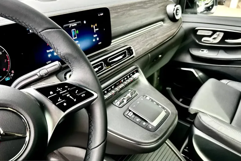 Mercedes-Benz V 300 (Clasa V) din 2026 cu 51 km - oferta MER238514 - foto 10
