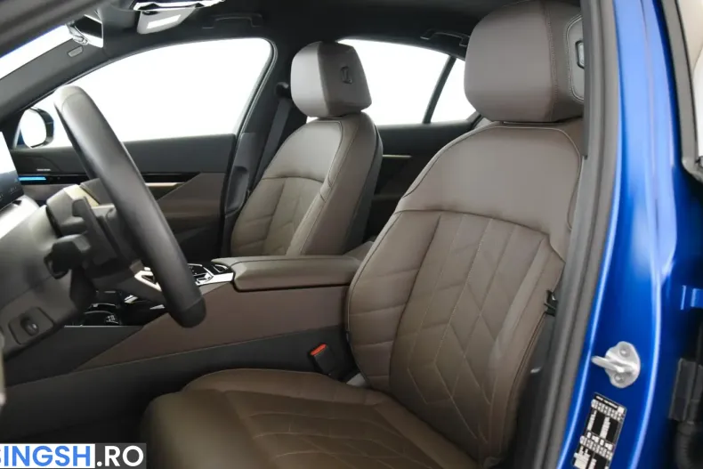 BMW 540 (Seria 5) din 2025 cu 19.900 km - oferta BMW238532 - foto 12