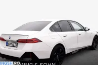 BMW 540 (Seria 5) din 2025 cu 11.900 km - oferta BMW238536 - foto 2