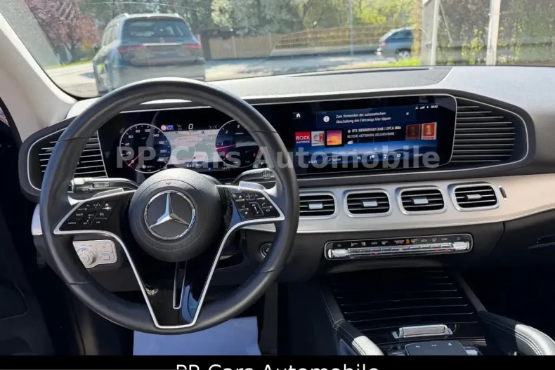Mercedes-Benz GLE 300 (Clasa GLE) din 2023 cu 27.874 km - oferta MER238537 - foto 2