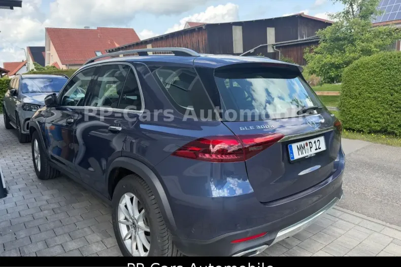 Mercedes-Benz GLE 300 (Clasa GLE) din 2023 cu 27.874 km - oferta MER238537 - foto 9
