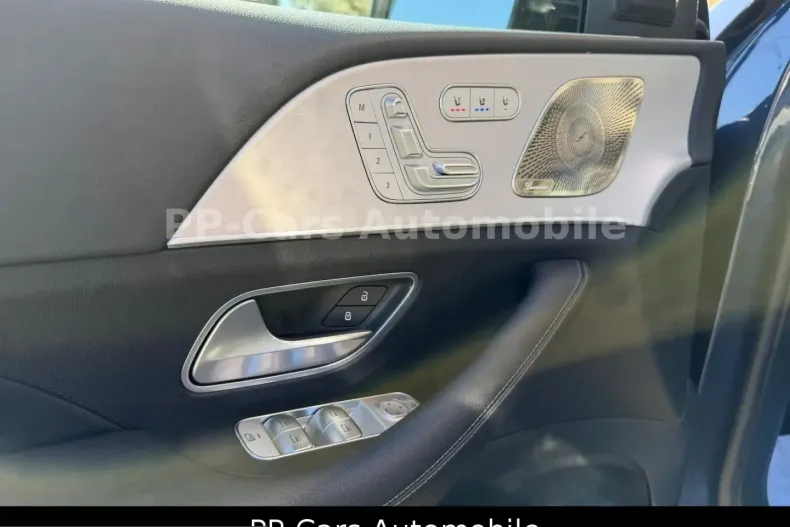 Mercedes-Benz GLE 300 (Clasa GLE) din 2023 cu 27.874 km - oferta MER238537 - foto 18
