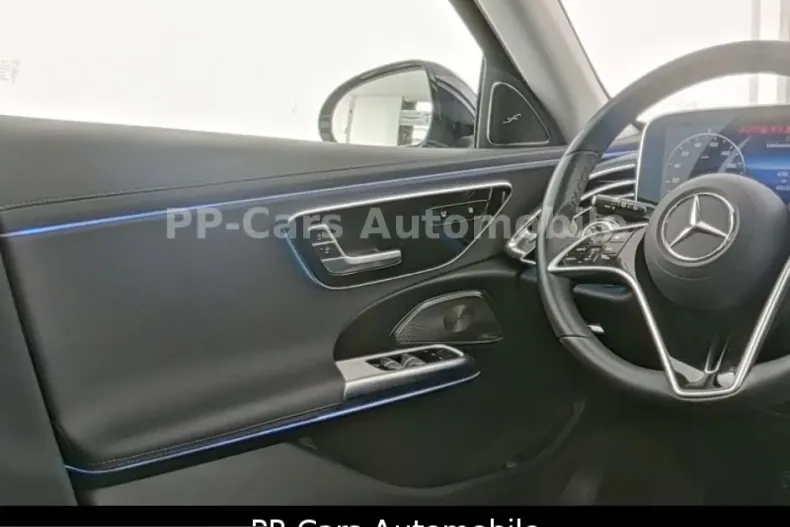 Mercedes-Benz E 300 (Clasa E) din 2025 cu 45.335 km - oferta MER238540 - foto 8