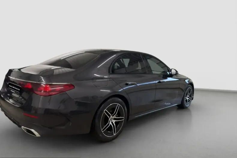 Mercedes-Benz E 220 (Clasa E) din 2024 cu 45.538 km - oferta MER238544 - foto 2