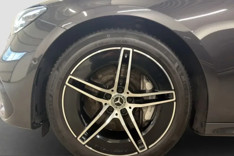 Mercedes-Benz E 220 (Clasa E) din 2024 cu 45.538 km - oferta MER238544 - foto 15