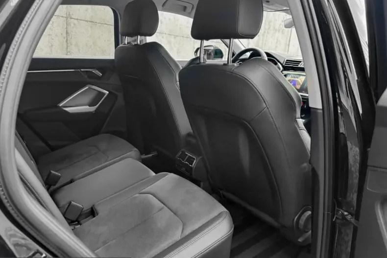 Audi Q3 din 2023 cu 54.990 km - oferta AUD238546 - foto 11