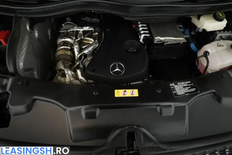 Mercedes-Benz V 300 (Clasa V) din 2023 cu 64.300 km - oferta MER238556 - foto 7