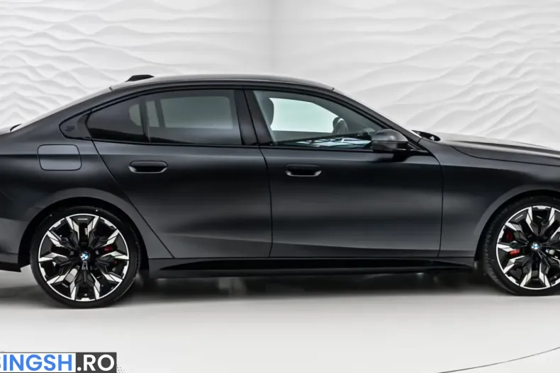 BMW 540 (Seria 5) din 2025 cu 6.000 km - oferta BMW238557 - foto 7
