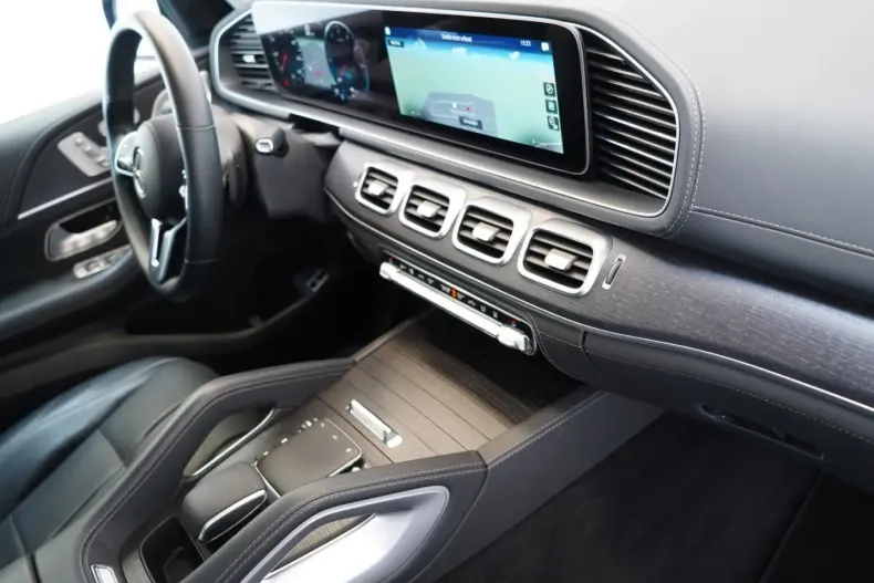 Mercedes-Benz GLE 350 (Clasa GLE) din 2022 cu 54.368 km - oferta MER238558 - foto 12