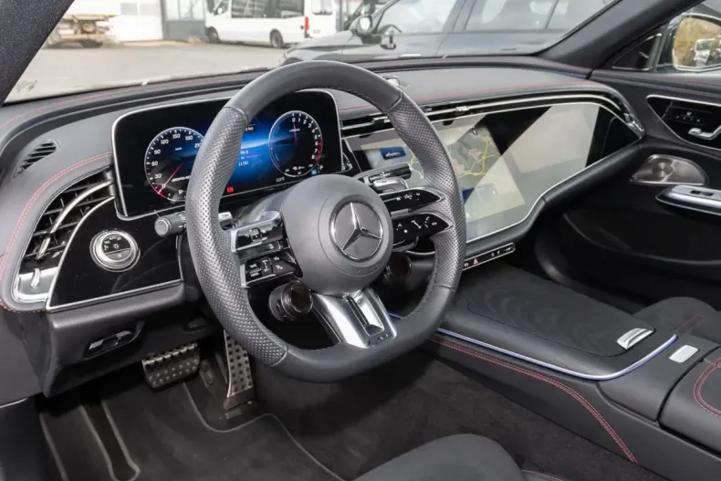 Mercedes-Benz E 53 AMG (Clasa E) din 2025 cu 11.778 km - oferta MER238564 - foto 3