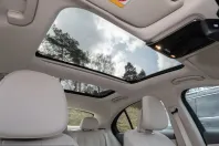 Mercedes-Benz E 200 (Clasa E) din 2025 cu 11.455 km - oferta MER238568 - foto 11