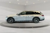 Mercedes-Benz E 300 (Clasa E) din 2025 cu 15.135 km - oferta MER238570 - foto 3
