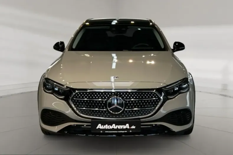 Mercedes-Benz E 300 (Clasa E) din 2025 cu 15.135 km - oferta MER238570 - foto 5