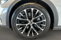 Mercedes-Benz E 300 (Clasa E) din 2025 cu 15.135 km - oferta MER238570 - foto 6