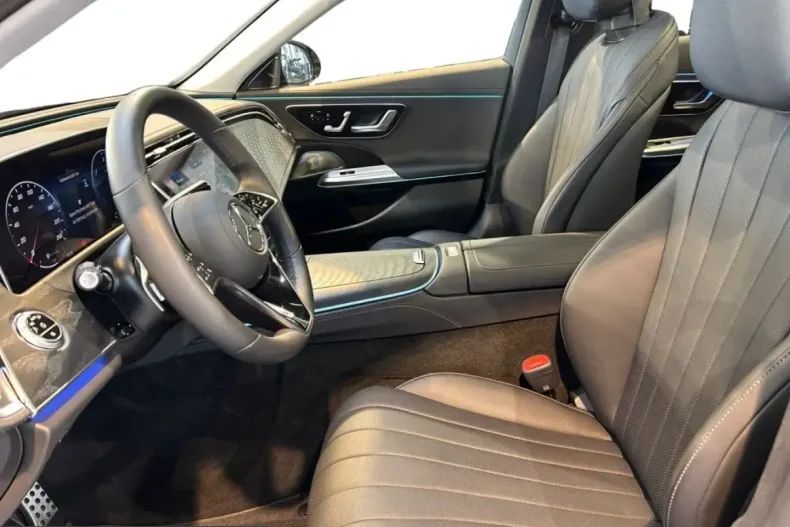 Mercedes-Benz E 300 (Clasa E) din 2025 cu 15.135 km - oferta MER238570 - foto 7