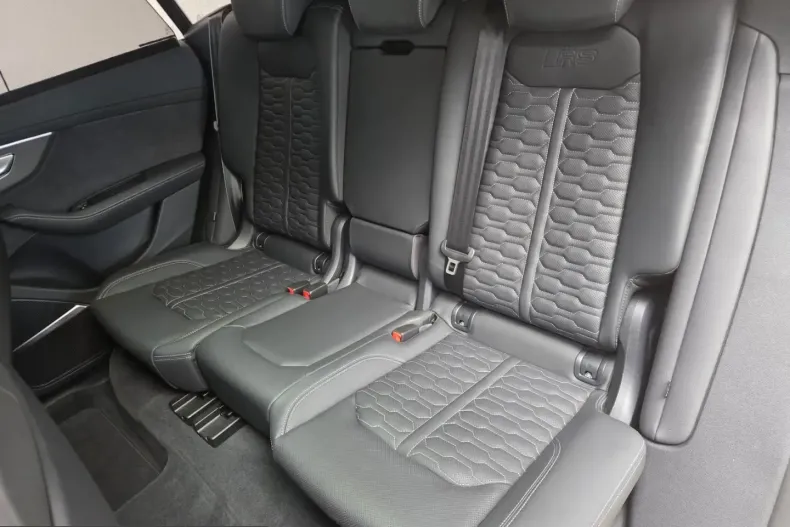 Audi RSQ8 din 2025 cu 9.850 km - oferta AUD238574 - foto 17